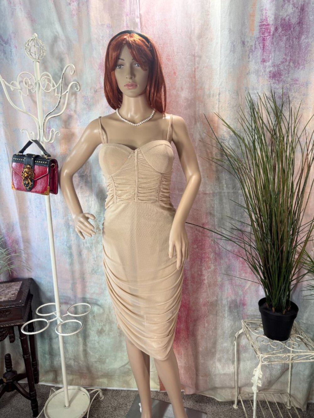 NEW📌Parisian "Take Me On A Date" Sweetheart Neckline Bodycon Dress - Picture 9 of 16